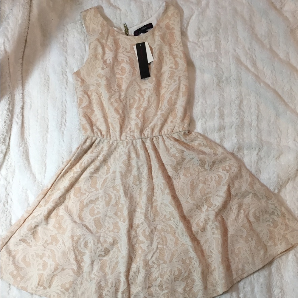 Heart soul lace dress (xs)